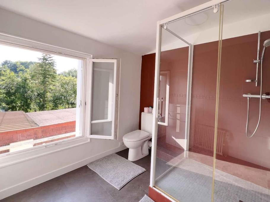 Maison Semi-Troglodyte Avec 4 Velos Рошекорбон Экстерьер фото